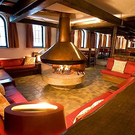 Avital Hotel