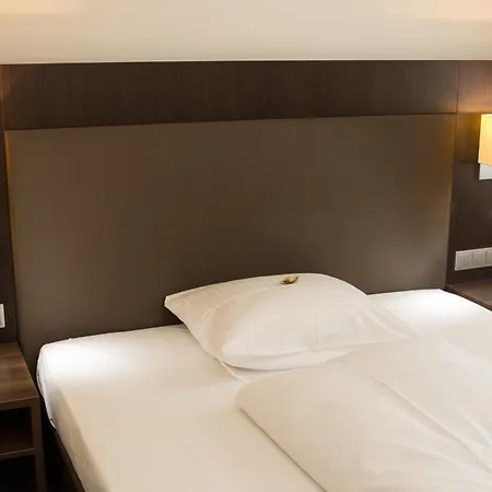 Avital Hotel