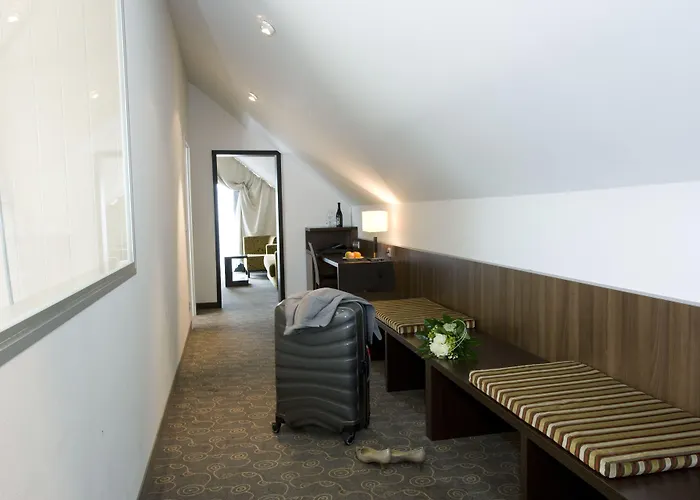 Avital 4* ווינטרברג